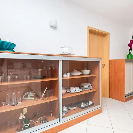Tin Mit Meerblick Apartment