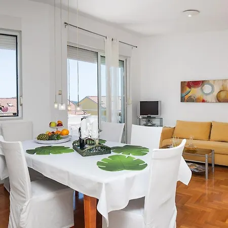 Apartment Tin Mit Meerblick Kovacic